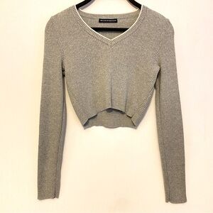 Brandy Melville Women's Clean Girl  Grey Ribbed‎ Crop Top Y2K Capsule Cotton